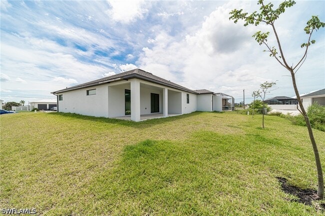 Building Photo - 1608 NW 38th Ave