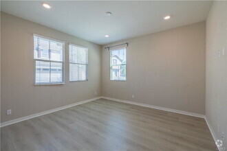 Building Photo - 121 Spica