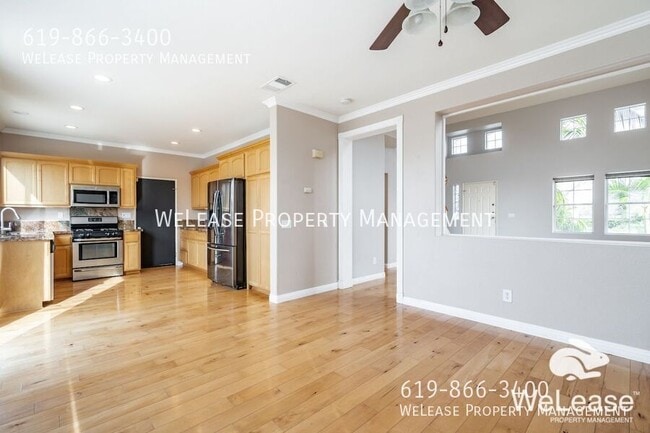 Building Photo - 1042 Plaza Narisco