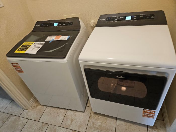 Building Photo - 326 Austin Ave