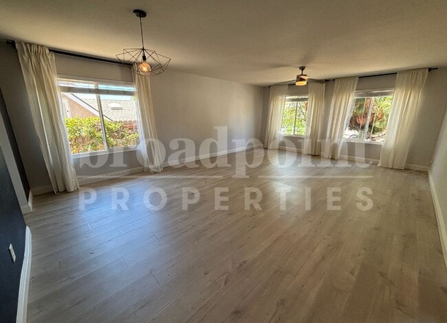 Building Photo - 1500 Via Dorado