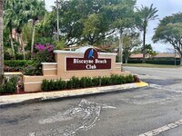 Building Photo - 10441 SW 156th Ct