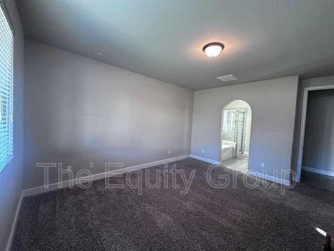 Building Photo - 2840 Channel Reef Ave