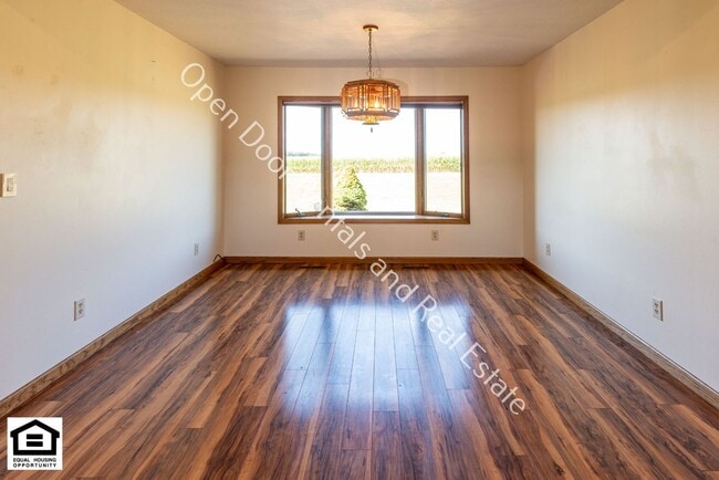 Building Photo - 6135 Co Rd 31