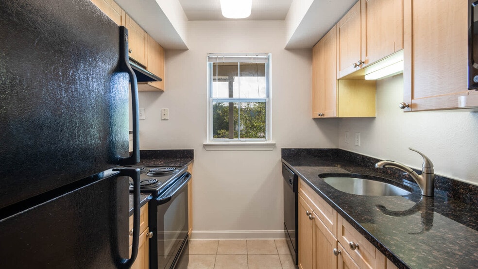 Lincoln Heights 175 Centre St Quincy MA 02169 Apartment Finder