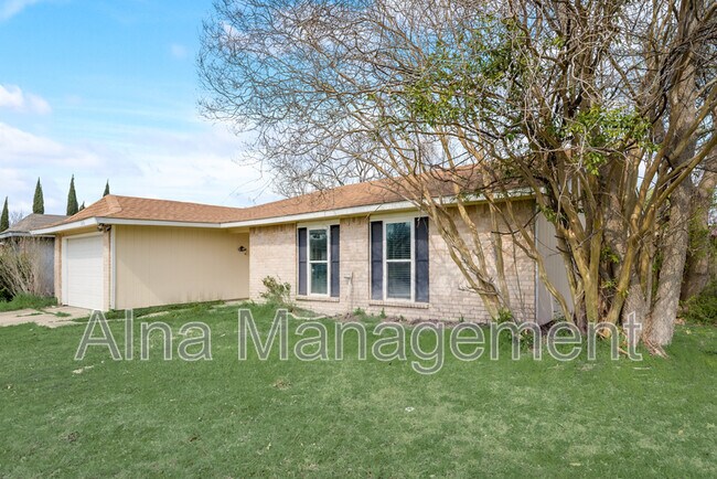 Building Photo - 1609 Whiteoak Dr
