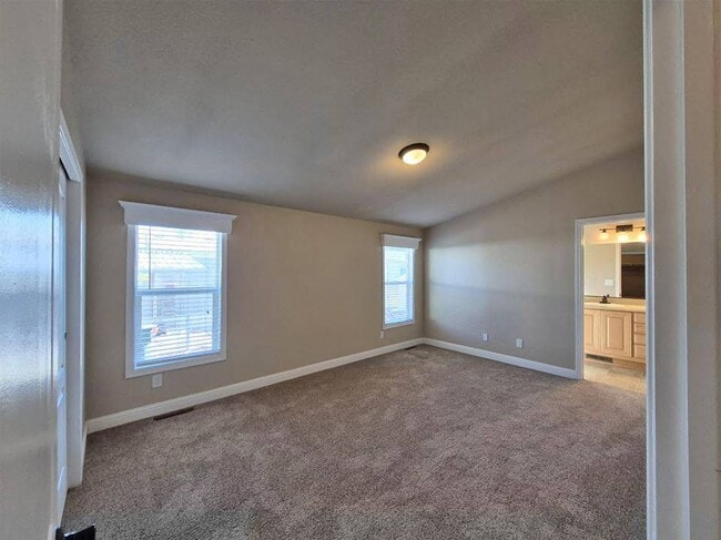 Building Photo - 4545 Big Eagle Ln