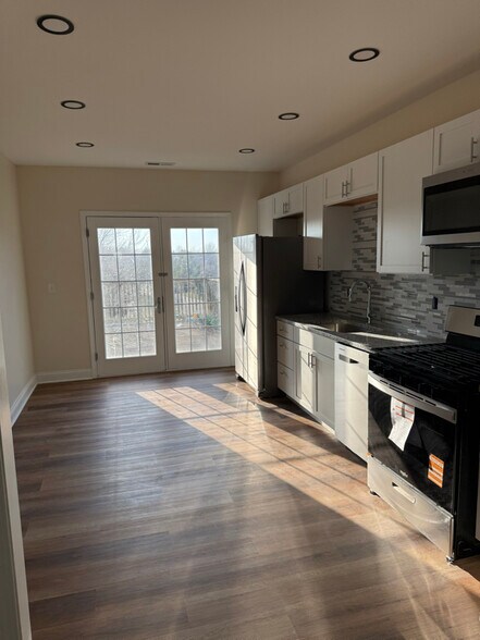 Building Photo - 3556 W 73rd Ave