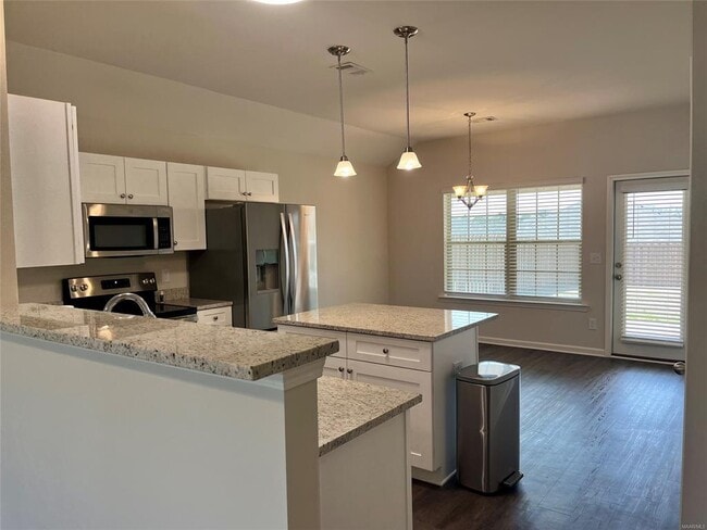 Building Photo - 127 Dawson's Ml Dr