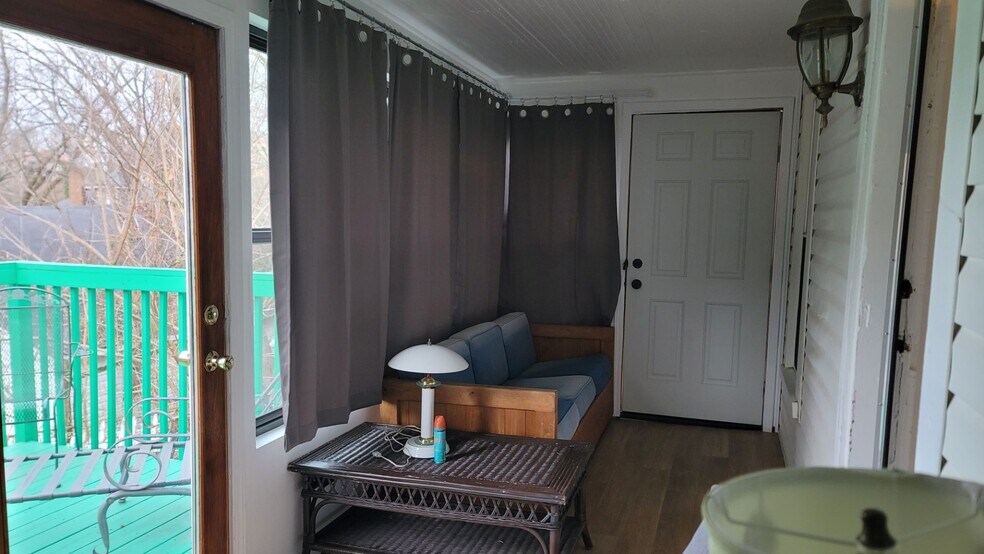 Building Photo - 505 Glover St