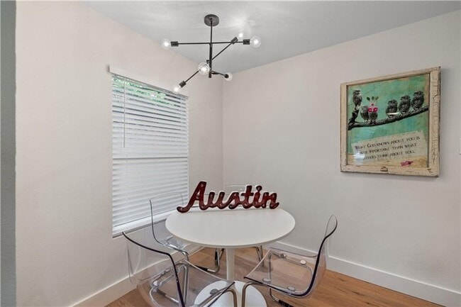 Building Photo - 10515 N Mopac Expy