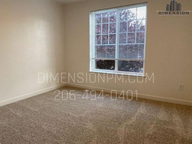 Building Photo - Stylish 4 Bedroom, 2 Bathroom Home with Great Layout