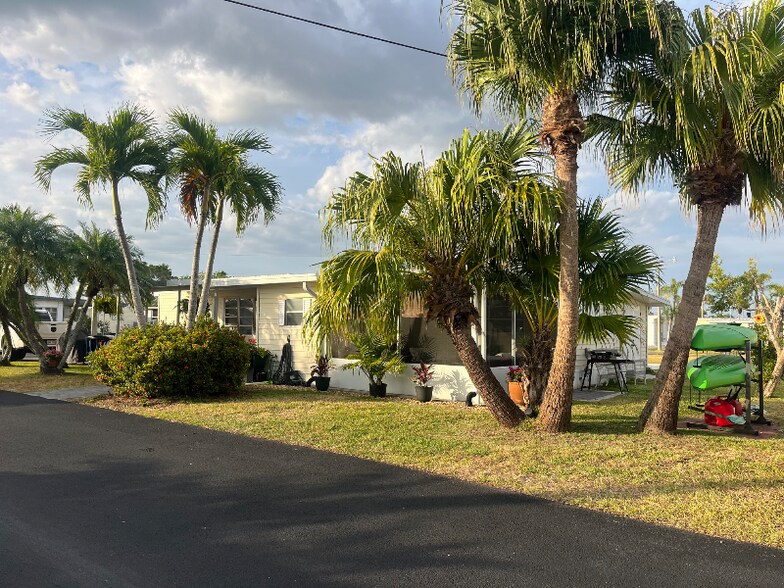 Primary Photo - 149 Orange Harbor Dr