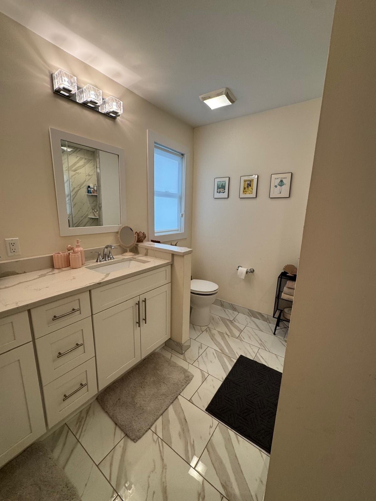 Building Photo - 94 Park Ave