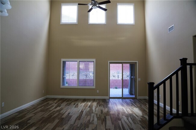 Building Photo - 5667 Oak Bend Dr