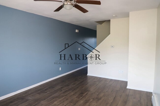 Building Photo - 3 bedroom Townhome in Eyota, MN Available ...