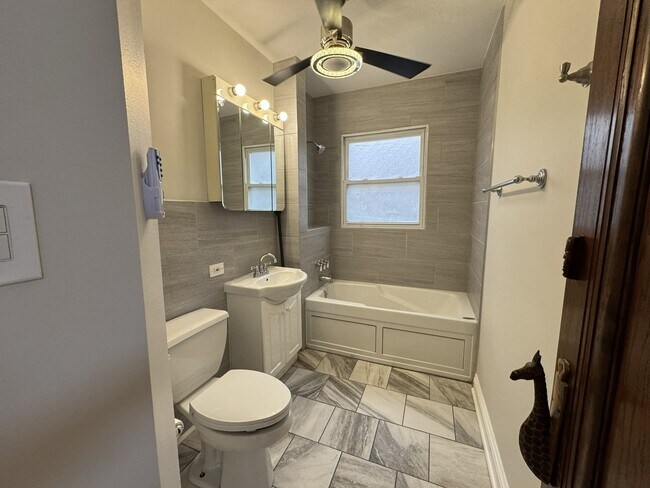 Building Photo - 5816 W Higgins Ave