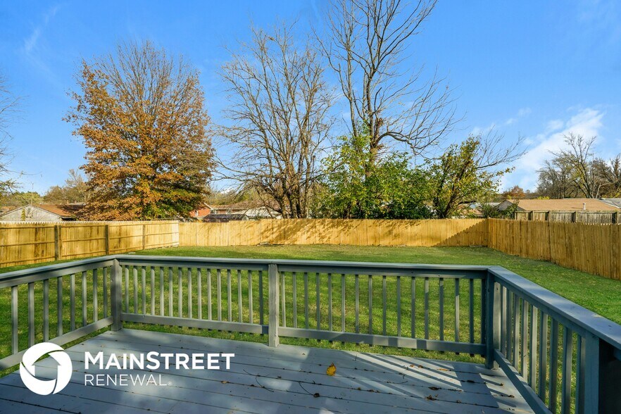 Building Photo - 7401 Hassock Dr