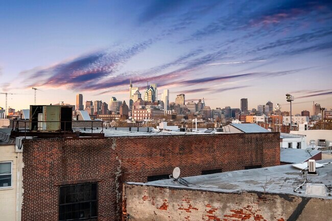 Primary Photo - 1328 S 9th St