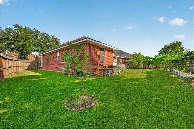 Building Photo - 10802 Warner Hollow Ct