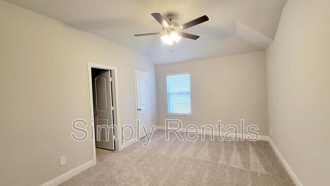 Building Photo - Brindle Dr. 1417