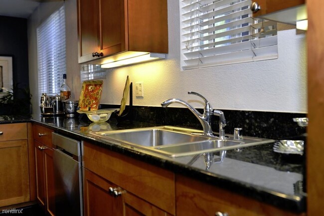 Building Photo - 3 br, 2.5 bath Condo - 2606 Villa Cortona Way