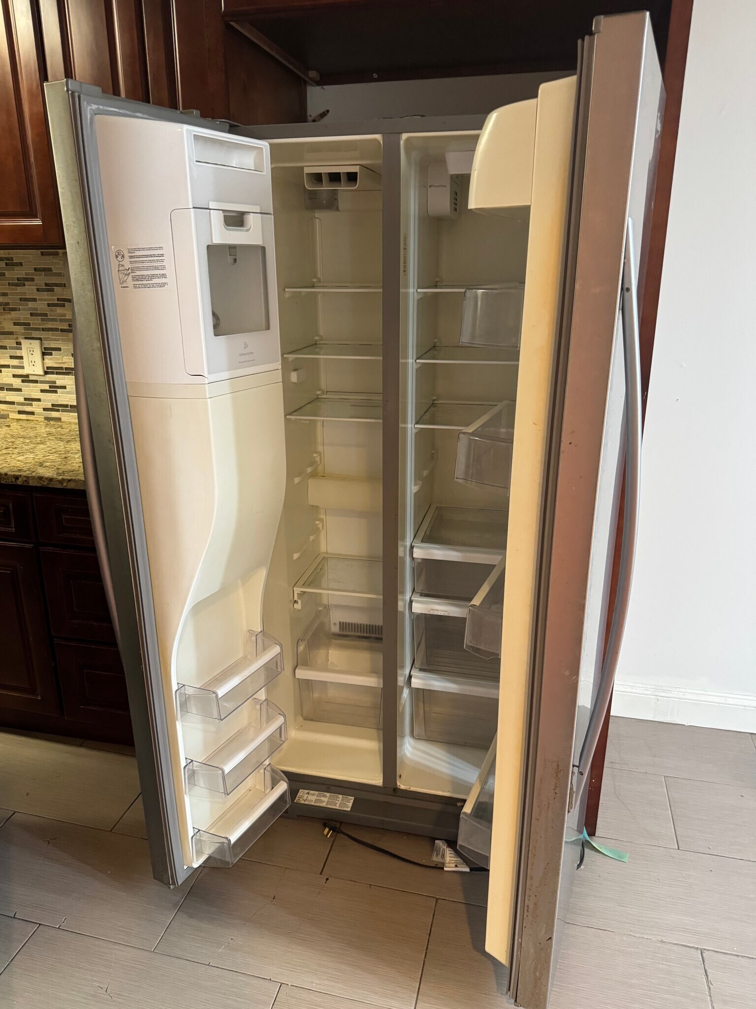 Building Photo - 16 Shrewsbury Green Dr