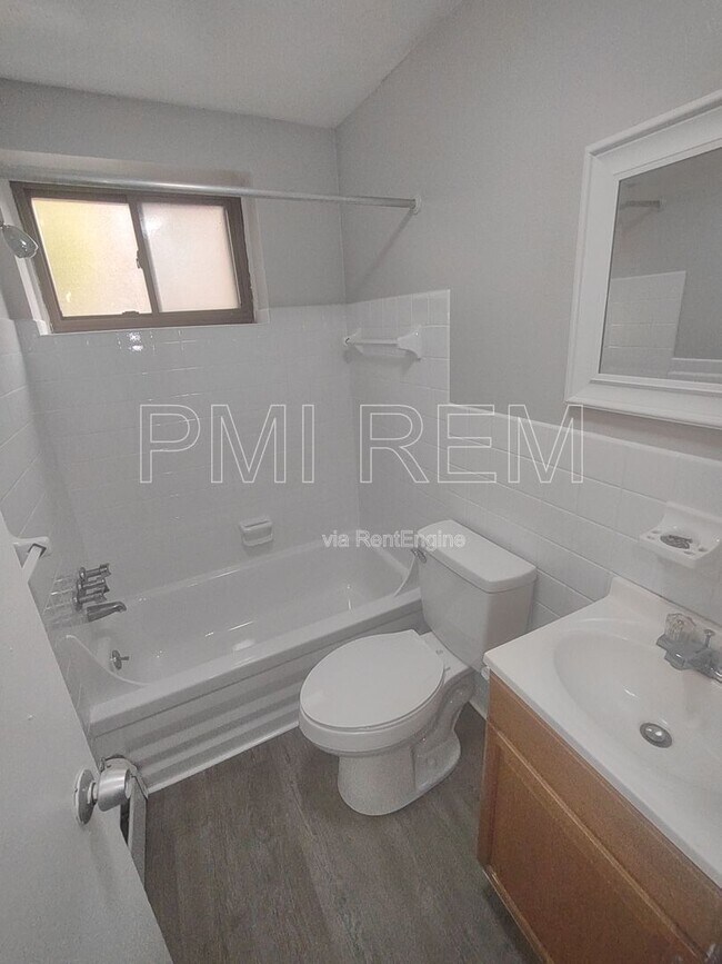 Building Photo - 14421 Triskett Rd