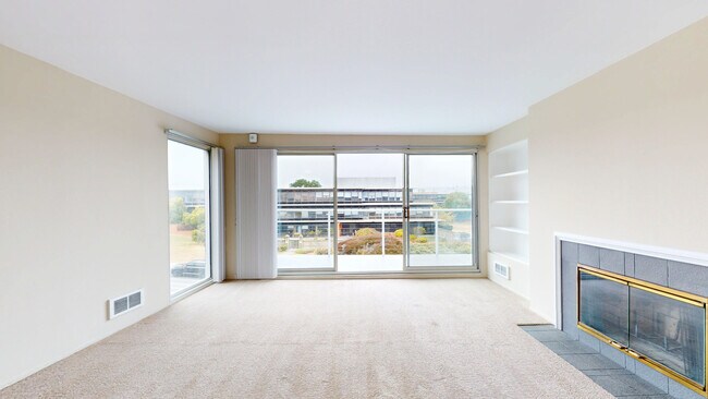 Building Photo - 59 Lupine Ave