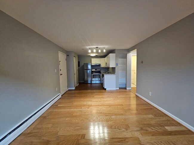 Building Photo - 38 Carey Ave