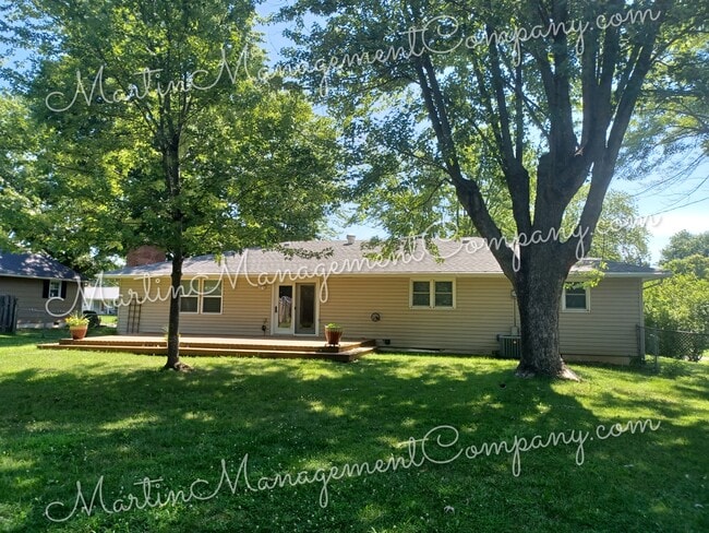 Building Photo - 2708 S Quincy Ave