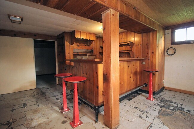 Building Photo - 3 Bed/1 Bath Craftsman Home – Oregon City