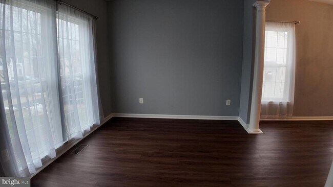 Building Photo - 12405 Milestone Manor Ln