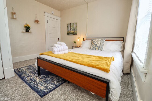 Building Photo - 5 br, 1 bath House - 2040 South 17th Street 2