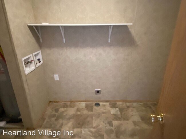 Building Photo - 3 br, 2 bath House - 213 A St