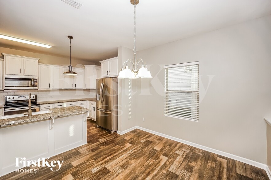 Building Photo - 161 Fesperman Cir