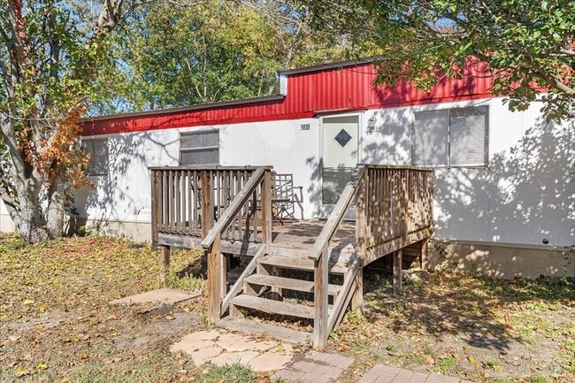 Building Photo - 3818 Co Rd 826