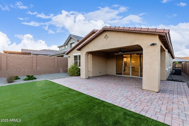Building Photo - 13227 W Crimson Ter