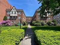 Building Photo - 77 Glenbrook Rd