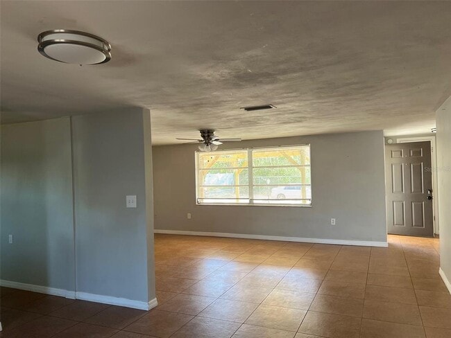 Building Photo - 7835 Arbordale Dr