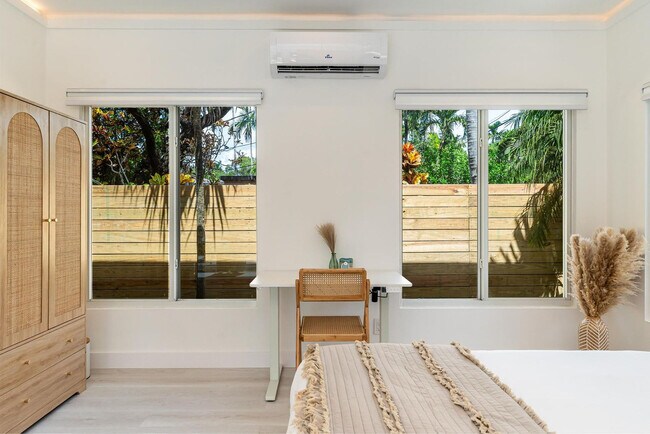 Building Photo - 616 NE 16th Terrace