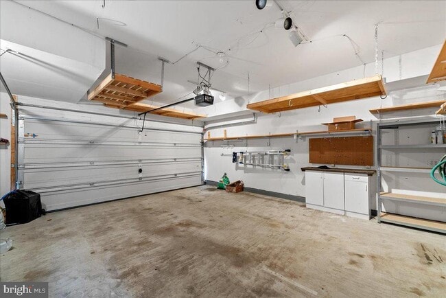 Building Photo - 43134 Shadow Terrace