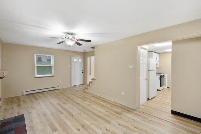 Building Photo - Stunning 3 bedroom home in Wilkins Township available now!