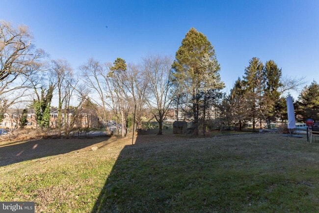 Building Photo - 1320 Butler Pike