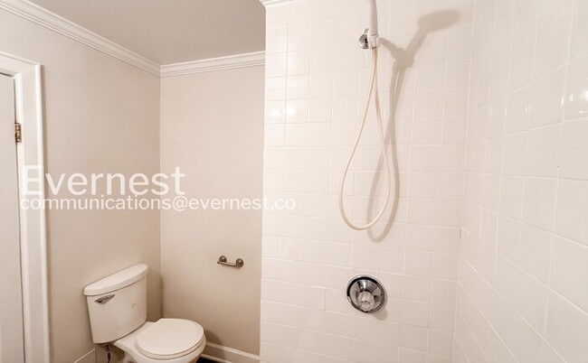 Building Photo - 5207 Evitt St