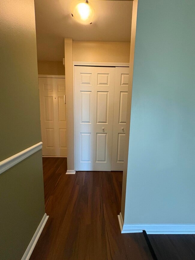 Building Photo - 37403 Stonegate Cir