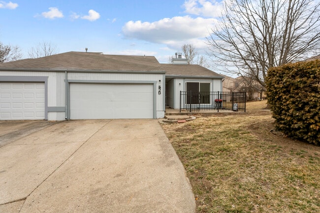 Building Photo - 529 NW Valleybrook Rd
