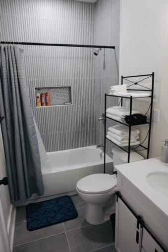 Building Photo - 1131 Garfield St