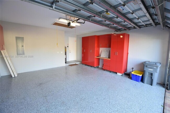 Building Photo - 10086 Noceto Way
