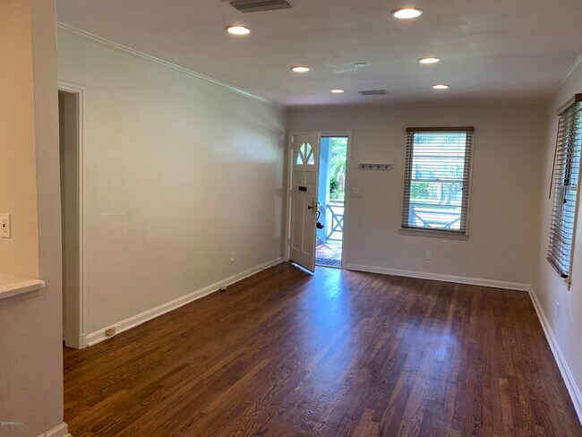 Building Photo - 5645 Nettie Rd